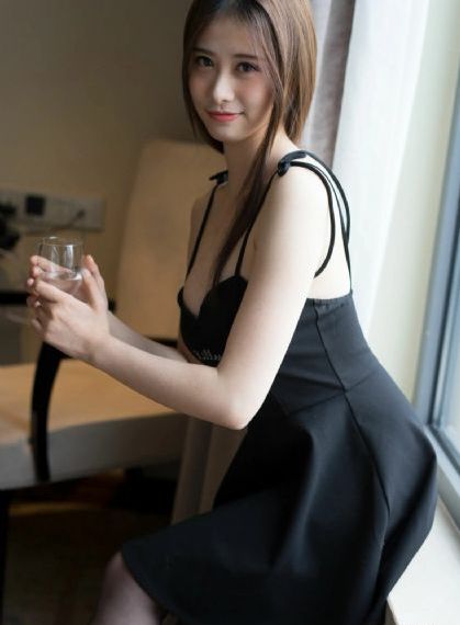 年轻的邻居女教师中文字幕_BD国语神马影院在线