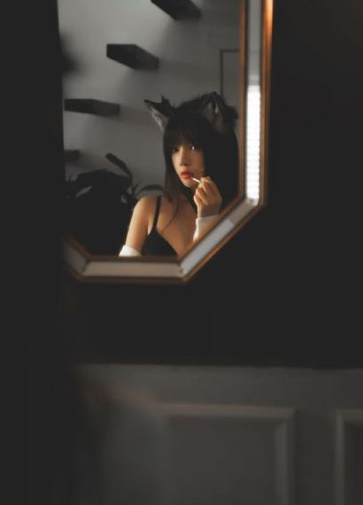 西施流眼泪翻白眼咬铁球图片_高清电影-免费完整版