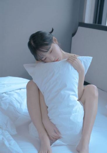 三个男人躁一个女人免费视频_HD日韩免费观看