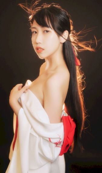 97视频免费观察看_720在线观看