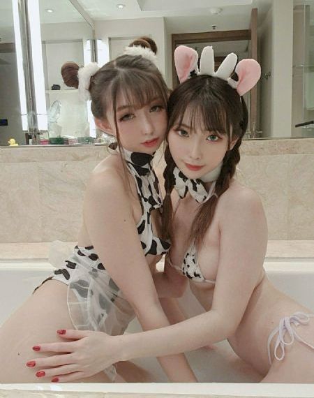 中文字幕制服欧美久久一区_加长未删减版在线观看