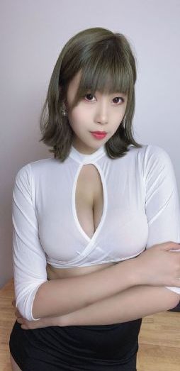 日韩精品v_4K在线播放观看