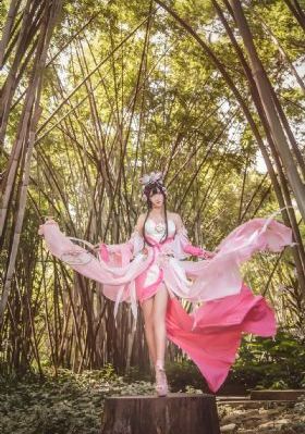 女人十八A级毛片流白浆_720日韩免费观看