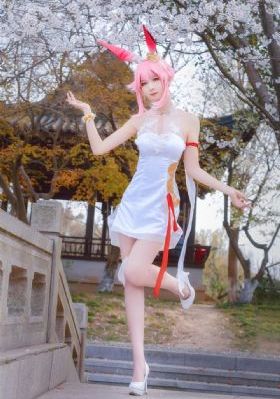 美女被在线网站免费视频_BD国语免费观看超清